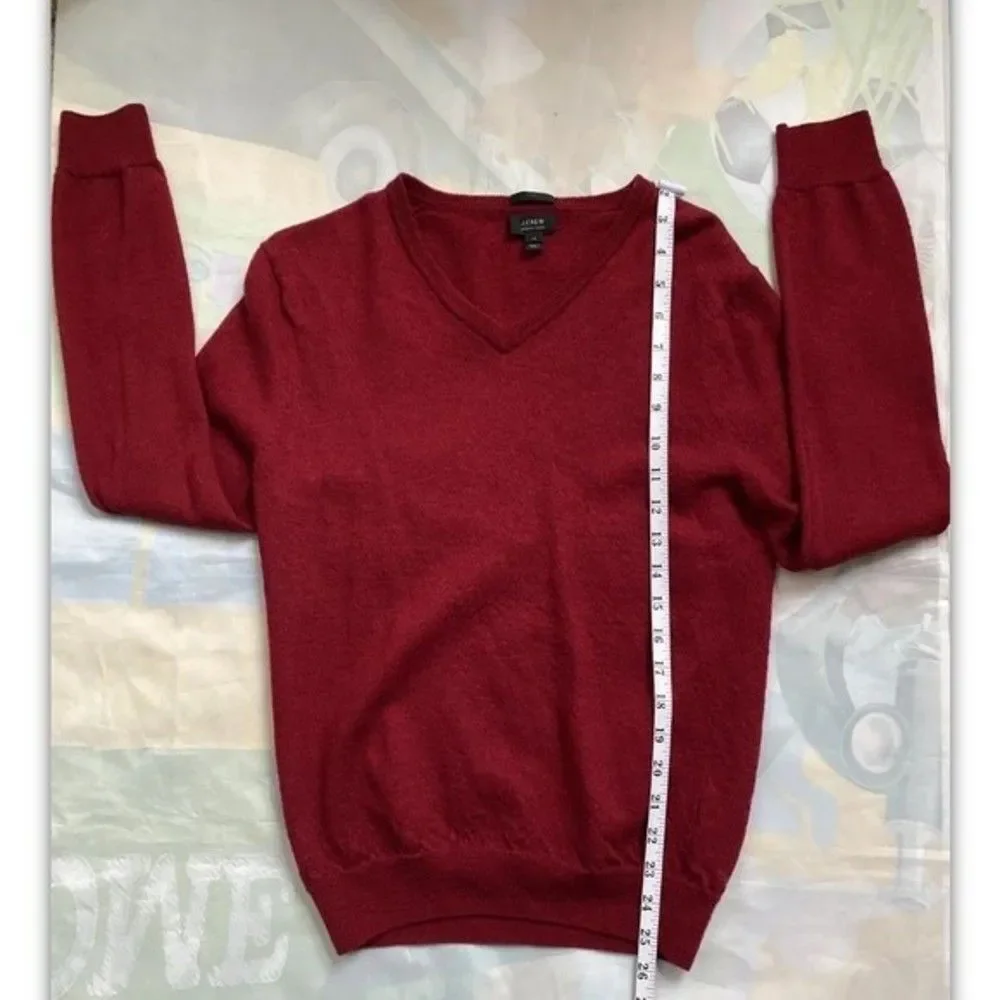 J.Crew Slim Fit V-Neck Mens Knit Sweater Maroon 100% Wool Size Medium
